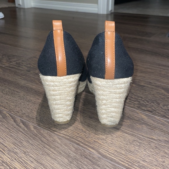 Ladies black wedges - Picture 6 of 7